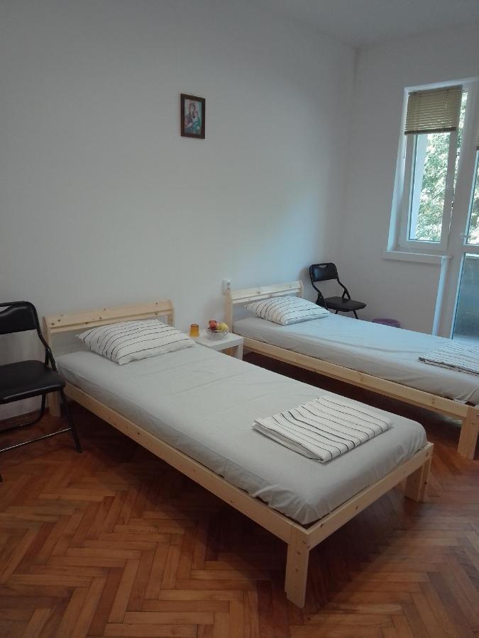 Стеди - Стаи За Гости Varna Buitenkant foto